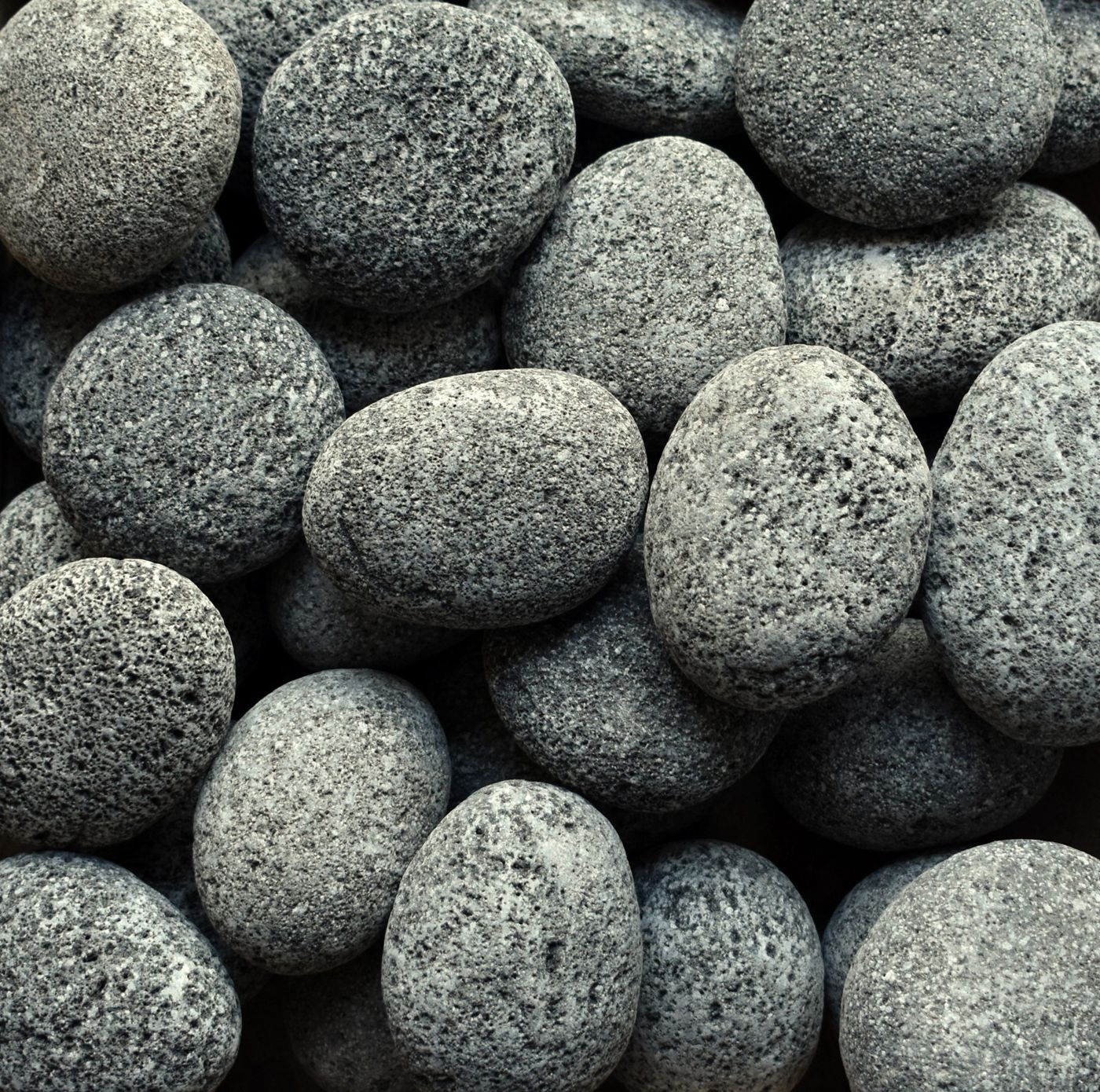 Decorative pebbles